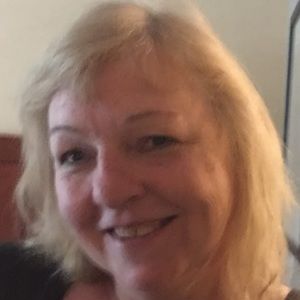 Meet your Posher, Pam